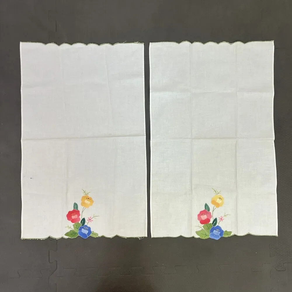 Vintage Floral Applique Embroidered Hand Tea Towel - Set of 2 FS Bnfts Charity